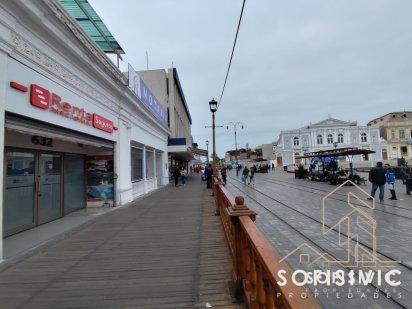 Se arrienda propiedad comercial